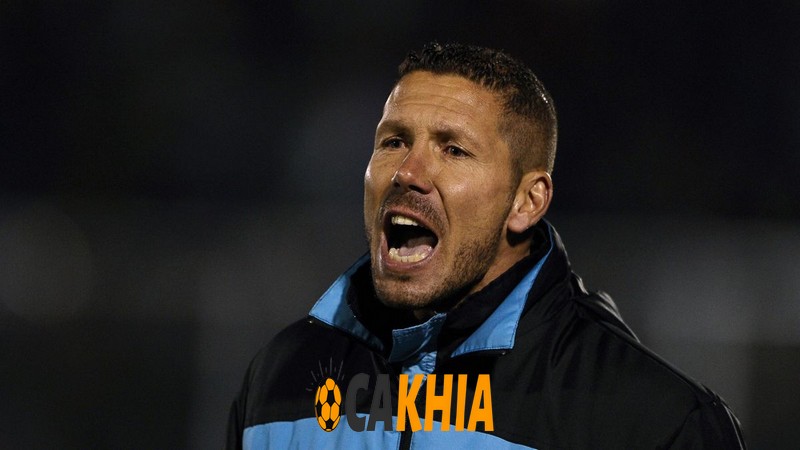 Diego Simeone bắt đầu sự nghiệp huấn luyện viên khi dẫn dắt Racing Club Diego Simeone bắt đầu sự nghiệp huấn luyện viên khi dẫn dắt Racing Club