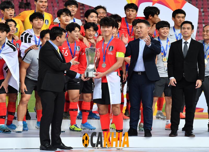 Đội hình U23 Hàn Quốc lên ngôi vô địch U23 châu Á 2020 bao gồm 23 cái tên Đội hình U23 Hàn Quốc lên ngôi vô địch U23 châu Á 2020 bao gồm 23 cái tên