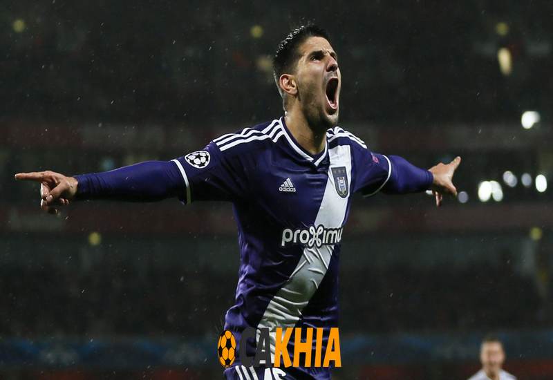Số liệu thống kê về Aleksandar Mitrović trong màu áo Anderlecht giúp anh được các đội bóng để ý Số liệu thống kê về Aleksandar Mitrović trong màu áo Anderlecht giúp anh được các đội bóng để ý