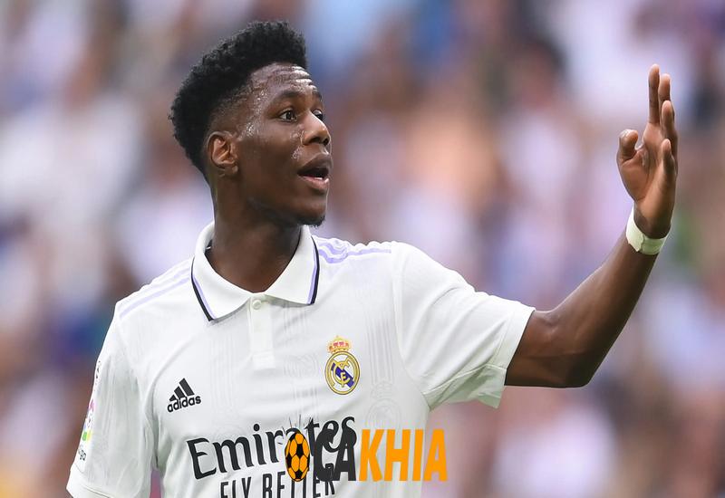 Aurélien Tchouaméni hiện đang chơi cho câu lạc bộ Real Madrid Aurélien Tchouaméni hiện đang chơi cho câu lạc bộ Real Madrid